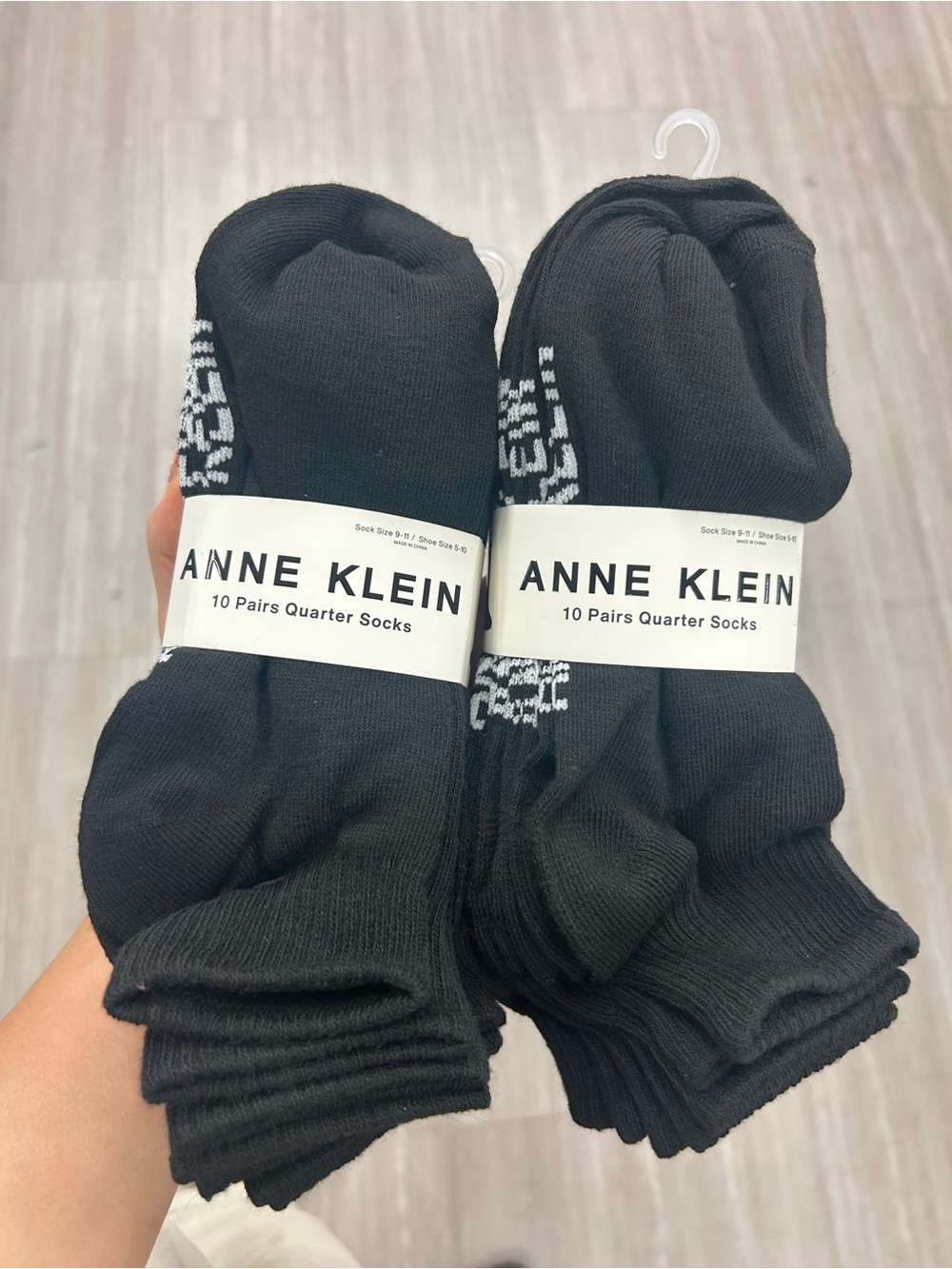 Anne Klein women 20 Packs Black Quarter Socks